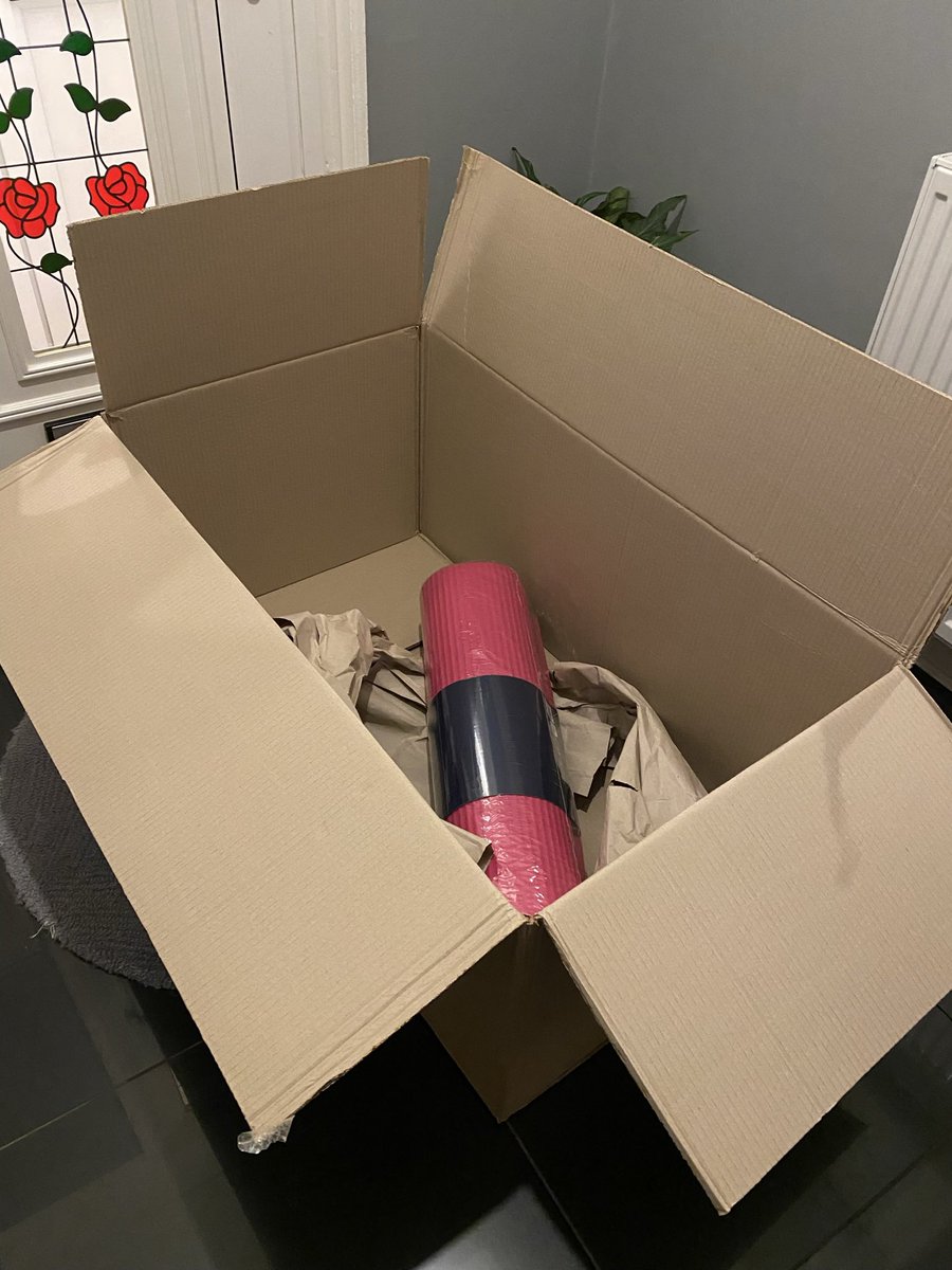 IrishHiggers's tweet photo. @amazon I think you went a little over the top with the packaging for a rubber exercise mat. #Amazon #Packaging #TooLarge https://t.co/ffqPG4Zz04