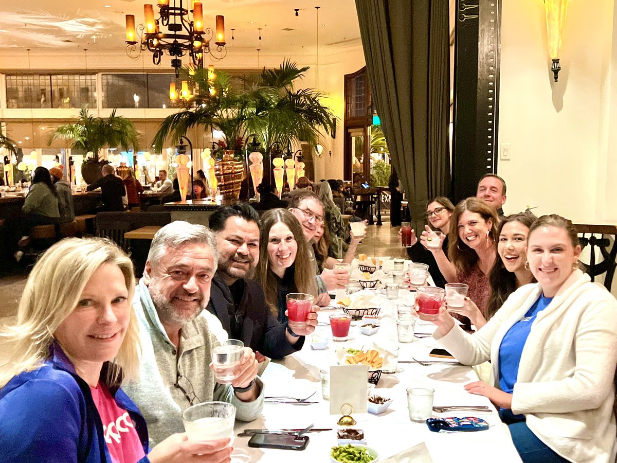 TheTechProfe's tweet image. Thank you  @Talianearpod for such great after conference conversations and amazing dinner with AMAZING Educational Leaders :-) Love the ideas, EduTedTalks, &amp;amp; laughs that were shared😆 #CITE2021 #nearpodchat #DigitalVAGOS