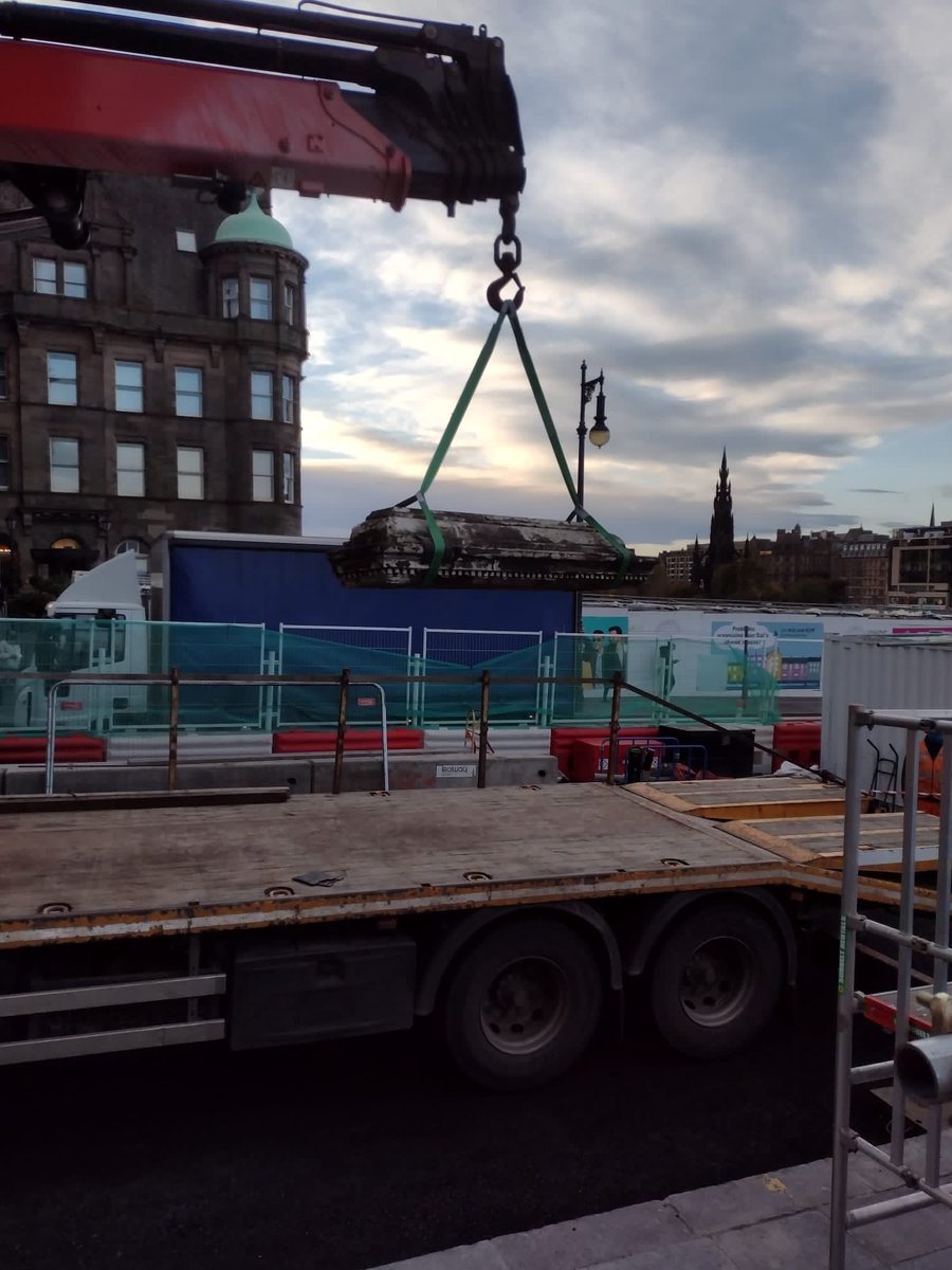 Recently our team have been stripping and removing this pilaster unit on North Bridge, just above Waverley Station, Edinburgh. This pilaster unit will be reinstated after the refurbishment of the bridge. Works completed on behalf of our client <a href="/balfourbeatty/">Balfour Beatty</a> 

#MSLServices