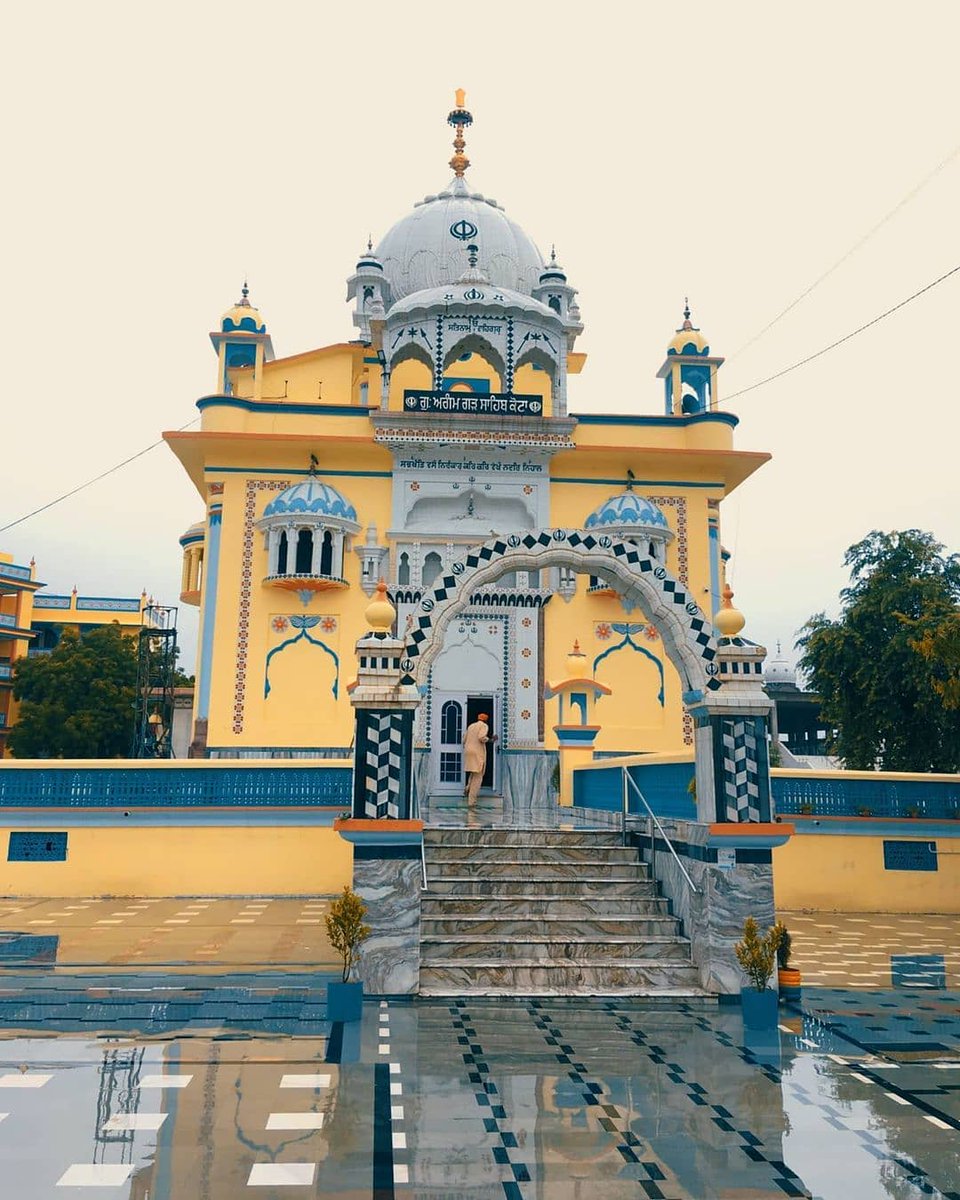 kstkota's tweet photo. Happy #GuruNanakJayanti To All 🙏
. 
Photo By:@kotacolours
Agamgarh Sahib Gurudwara, Kota 📍
. 
#Kota #KstKota #Rajasthan #India #गुरूनानक_जयंती #gurunanakjayanti2021 https://t.co/uWqfY69QfN