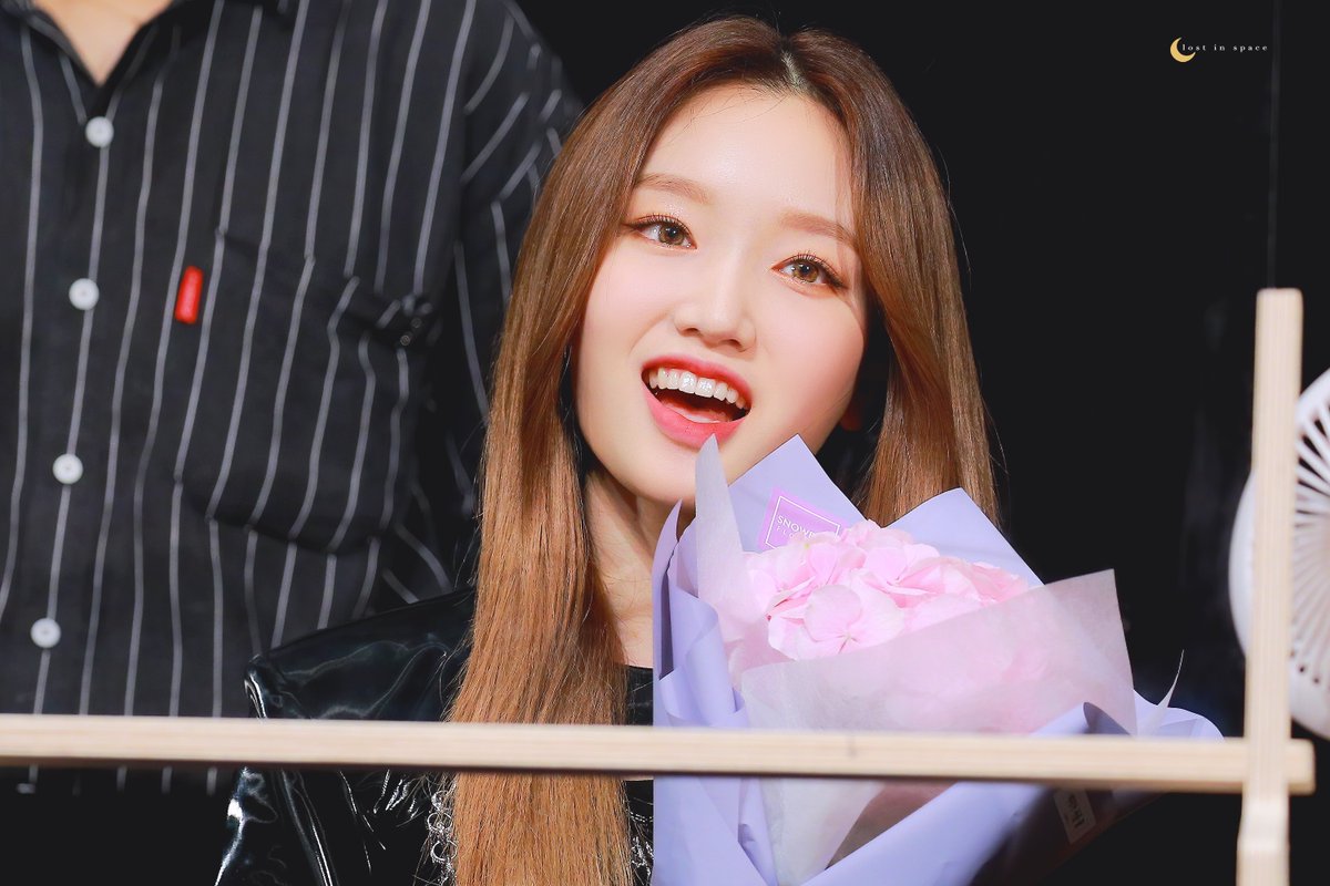 lost_inloona's tweet photo. #HappyGoWonDay 🦋🎉🍰
#고원생일로_도배돼버린_하루 
#고원 #GoWon #이달의소녀 #LOONA 
@loonatheworld https://t.co/5zMn2dORaq