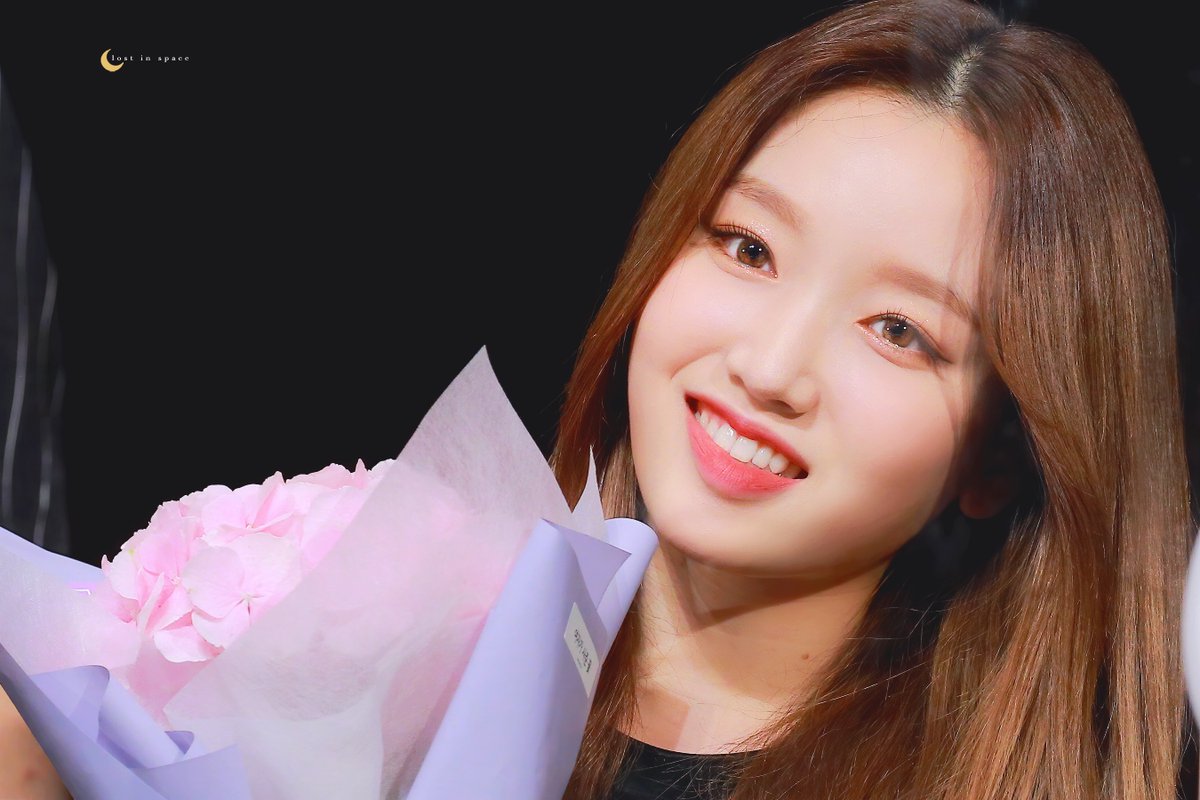 lost_inloona's tweet photo. #HappyGoWonDay 🦋🎉🍰
#고원생일로_도배돼버린_하루 
#고원 #GoWon #이달의소녀 #LOONA 
@loonatheworld https://t.co/5zMn2dORaq
