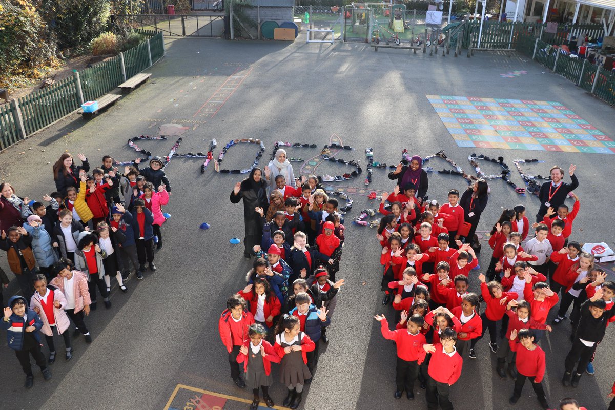 minetinfants's tweet photo. In the afternoon we took part in #SHOESHARE in conjunction with #Clarks and #UNICEF. A big thankyou to all the families for bringing your old shoes and they are still coming! Look at the tiniest pair! https://t.co/ns4jP5xlFv