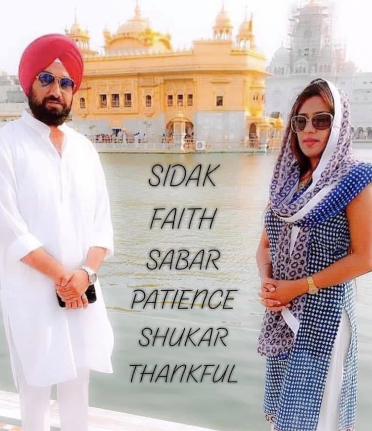 param_malhotra's tweet photo. "Kal taran Guru Nanak aaya.....Miti dhund Jag chanan hoa"

Dhan Dhan Guru Nanak Dev ji de  Purab diyan aap sab nu lakh lakh wadhaiyaan hoven ji.... 
Happy Gurpurab Everyone.....Waheguru Bless You All #GuruNanak #Gurpurab #GuruNanakJayanti #गुरूनानक_जयंती #MessageOfShriNanakDevji https://t.co/CkMKJOWqZ3