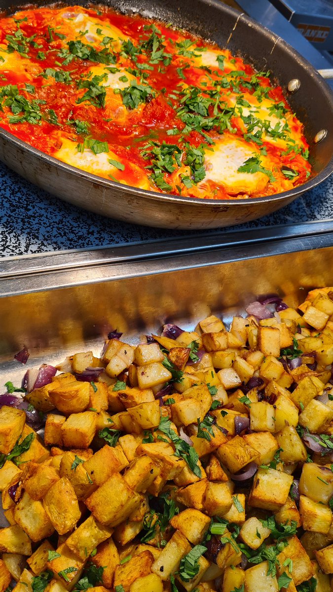 hollybush12's tweet image. A Taste of the East 🇹🇷 @ArdinglyDining
#Turkishbreakfast #atasteoftheeast #popupbar #ardinglycollege