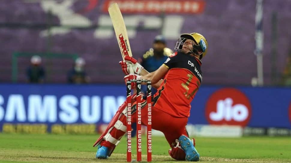 Harshit_slays's tweet photo. Cricket will definitely miss this legend. There will be no other @ABdeVilliers17  in this world. Thanks champ for all rhe moments. Be it #RCB or the SA team. He entertained us. We will miss the duo of @imVkohli and @ABdeVilliers17  in #ipl. Happy Retirement.❤️❤️🥺🥺 https://t.co/H1xYLLjqCB