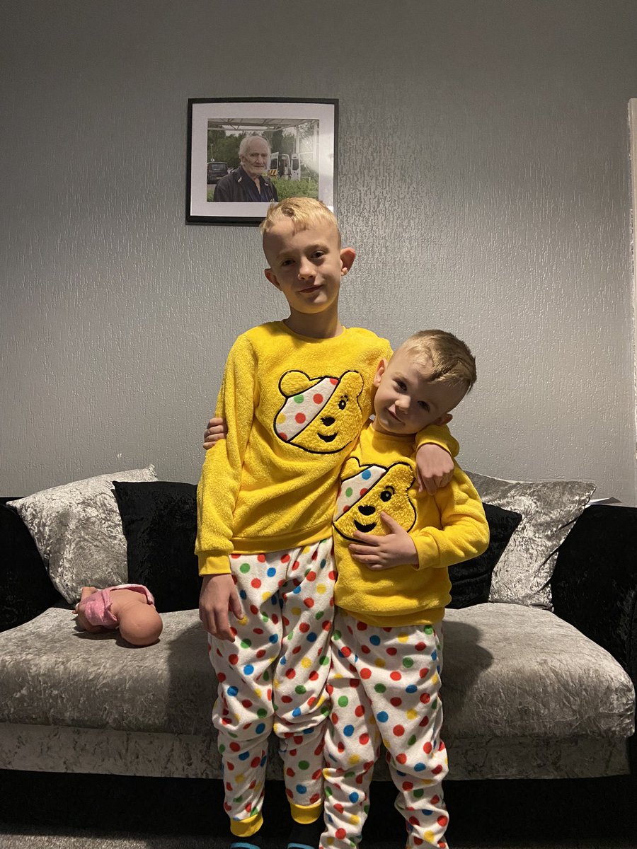 jasonemmarobin2's tweet photo. @ysgolbrynhedydd all ready for children in need https://t.co/2hwBOo0wfq