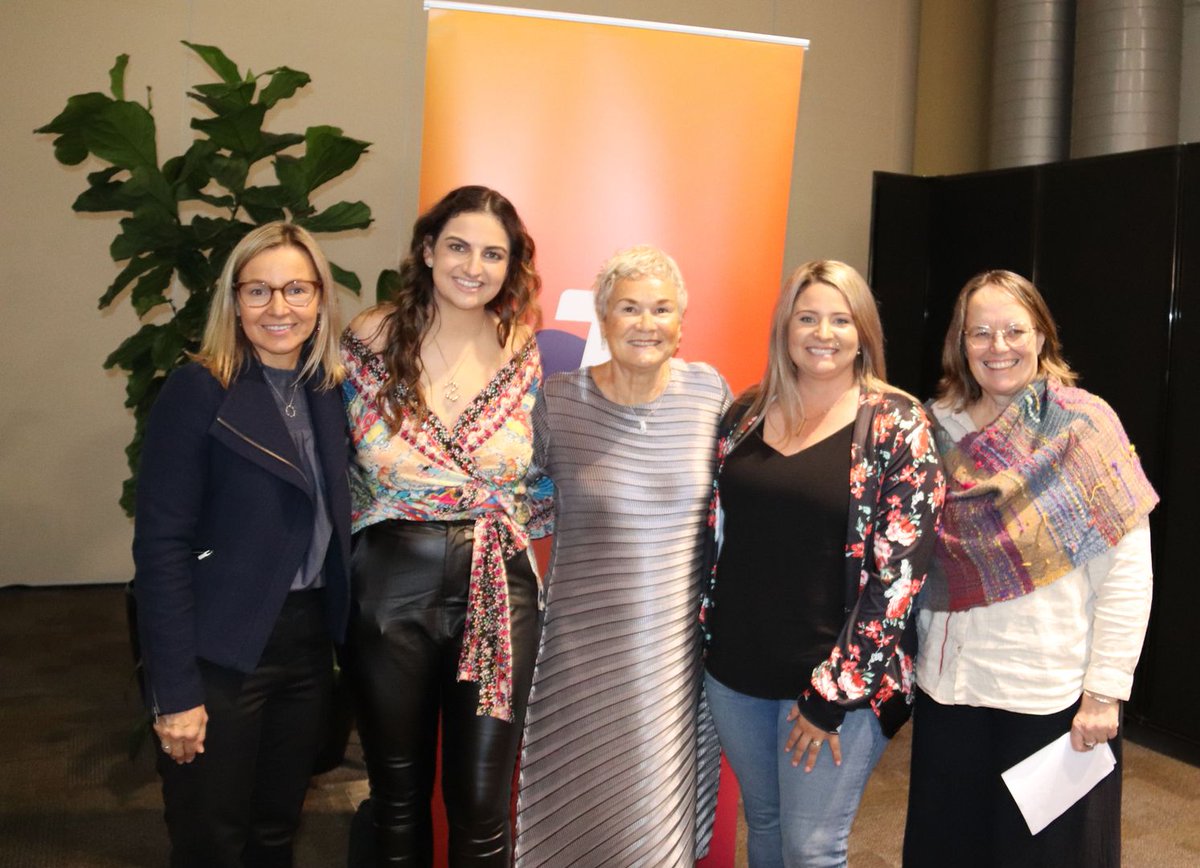 LardnerPark's tweet photo. #WomeninAg โ Our inspirational luncheon, sponsored by Telstra, returns to Farm World in 2022. More details soon #FarmWorld2022 #LardnerPark https://t.co/NOrTO9qwvE