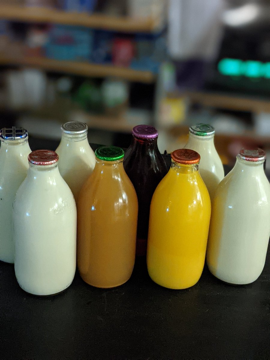 We at Pughs would like to say a huge thank you to all of our customers who have helped us to reach a staggering total of almost 72,000 sales of milk and juice in glass bottles! This number represents a significant reduction in plastic waste and we should all feel very proud.
♻️
