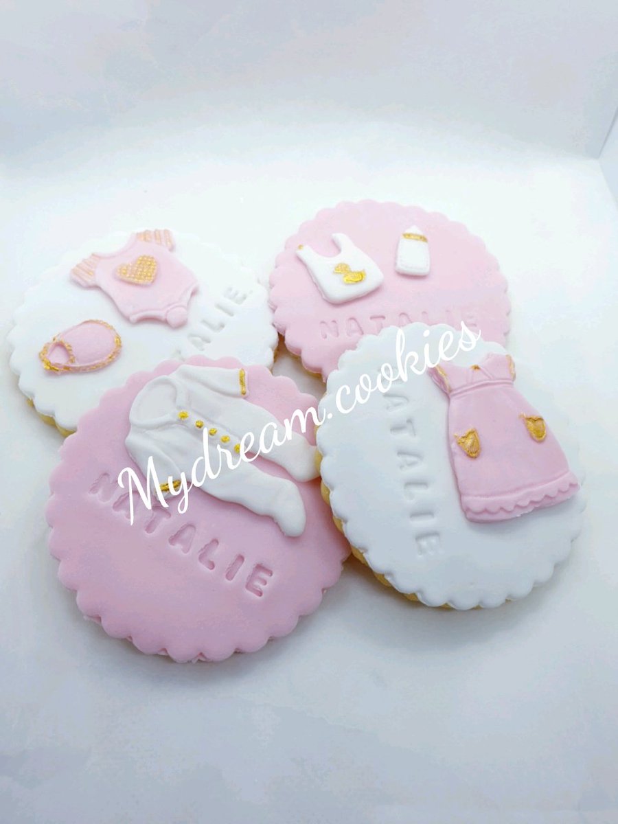 MydreamCookies's tweet photo. ❤كل حبة بمحبة❤
للطلب على الدايركت
#اكثر_شخص_يعطيك_بوسة https://t.co/5JZ9gGNKJo