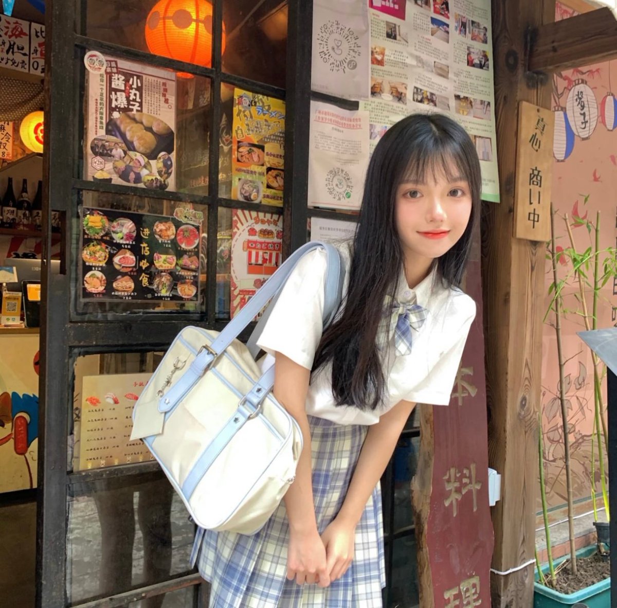 coscaomu's tweet photo. 草木推荐✨专注精品
#南京
🌸在校学生，偶然出来兼职
🌸五官精致，萌萌大眼睛
🌸清纯又可爱，无整容
🌸皮肤雪白 爱笑女孩
🐧:453901141
V：jinwanchisha_
加不上可私信联系 https://t.co/VaxtaQlnbr