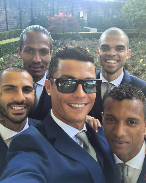 uncu_ali9's tweet photo. @EnesYal97756415 @ChampionsLeague https://t.co/bVKJmojw4e