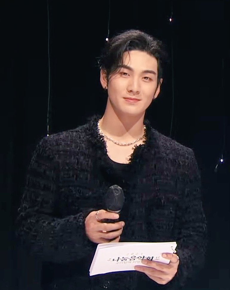 donghoyuyu's tweet photo. #뉴이스트 #백호 #강동호 #BAEKHO 
BaekHo news 
New Musical                       New MC gig
“Altar Boyz”             “Another Class” s2 https://t.co/hC8nyxungu