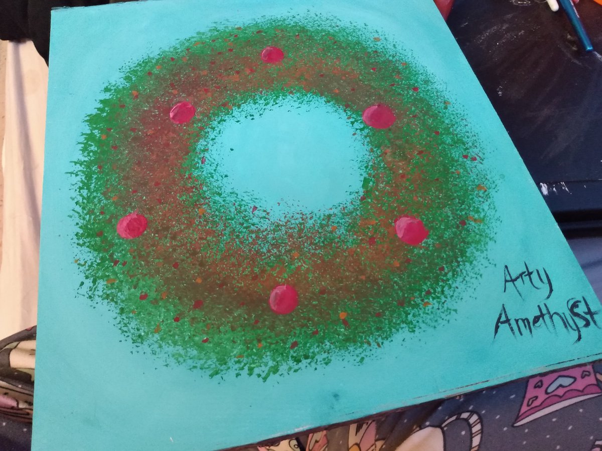 AmethystArty's tweet photo. I got invited to another holiday market, this time for winter and Christmas! I wanted to have some hand painted items this time so have this wreath! I might list stuff like this in my shop, made to order! https://t.co/V8N4zHmK3M