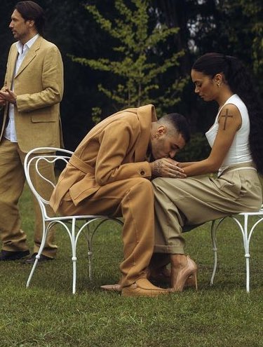 GracesSecret5's tweet image. Oggi a pezzi come se mi fossi mollata io.
#Marra #Elodie #NoiLoroGliAltri