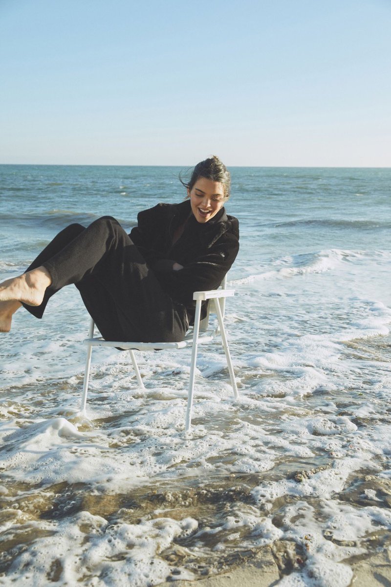 Kendall Jenner News PL tweet media