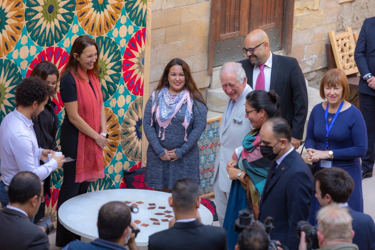 Traditional crafts and contemporary design in #BaytalRazzaz with all the craftspeople and students delighted by HRH Prince of Wales’ real interest in their work. #RoyalVisitEgypt ⁦<a href="/ClarenceHouse/">Clarence House</a>⁩ ⁦⁦<a href="/princesschool/">School of Traditional Arts</a>⁩ ⁦<a href="/omabarr/">Omniya Abdel Barr أمنية عبد البر</a>⁩ ⁦<a href="/BritishCouncil/">British Council</a>⁩