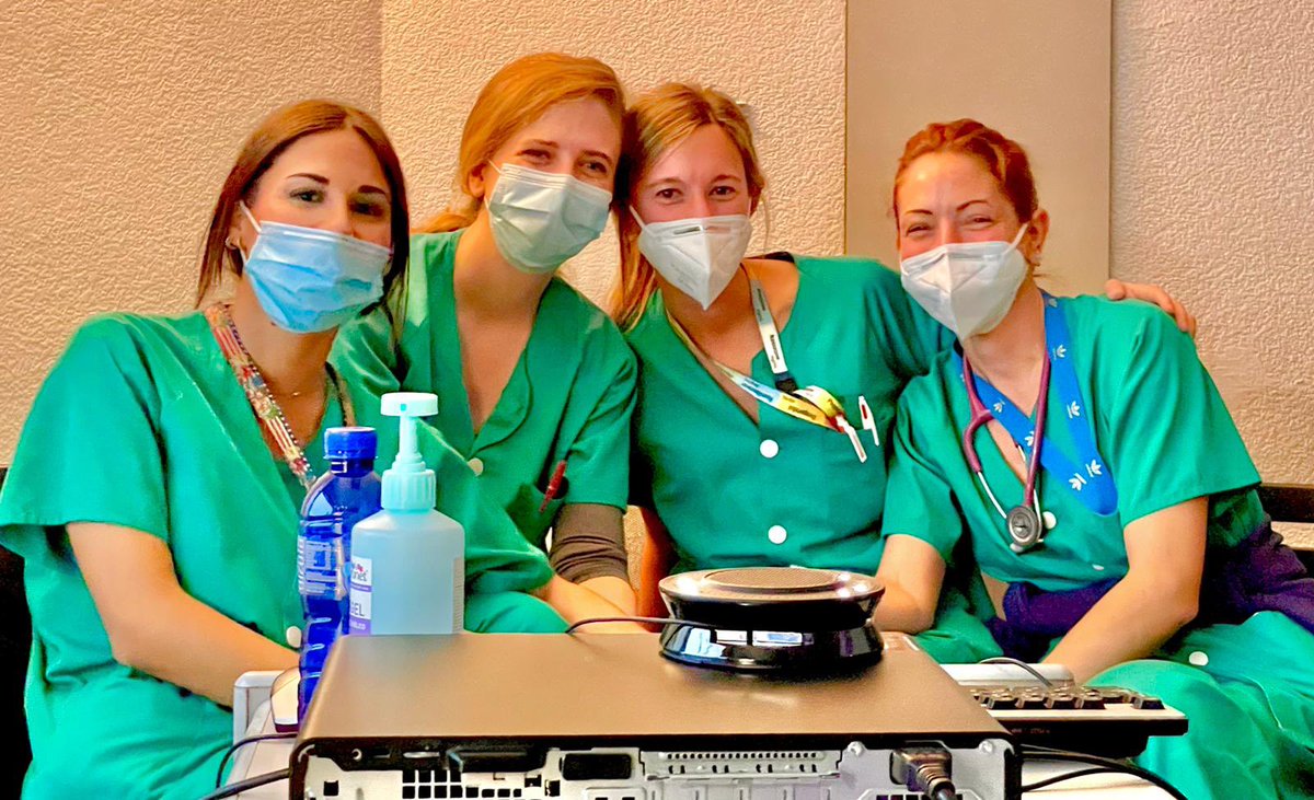AnestesiaH12O's tweet photo. Hoy nos cuentan su experiencia en el H. Enfermera Isabel Zendal nuestras compañeras que estuvieron en la UCRI a principios de año. #isabelzendal https://t.co/hZHLcZpj5t