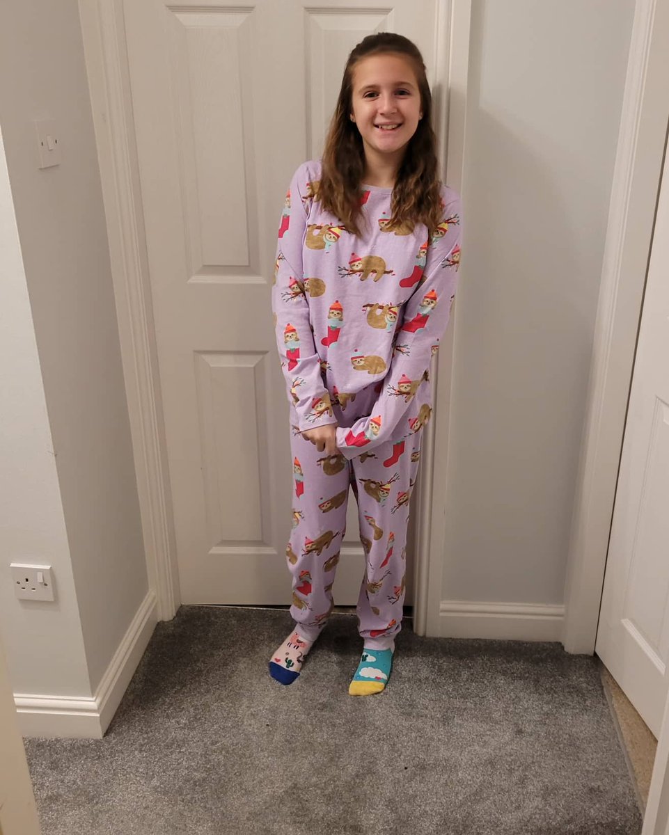 lucyjoymac1's tweet photo. @foundmelthamce @yr6melthamce  🐼🦥 C and E super excited this morning #pjday #childreninneed #oddsocks 💕 https://t.co/rJqKQMctpV