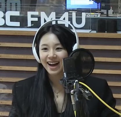 twice smiling tweet media