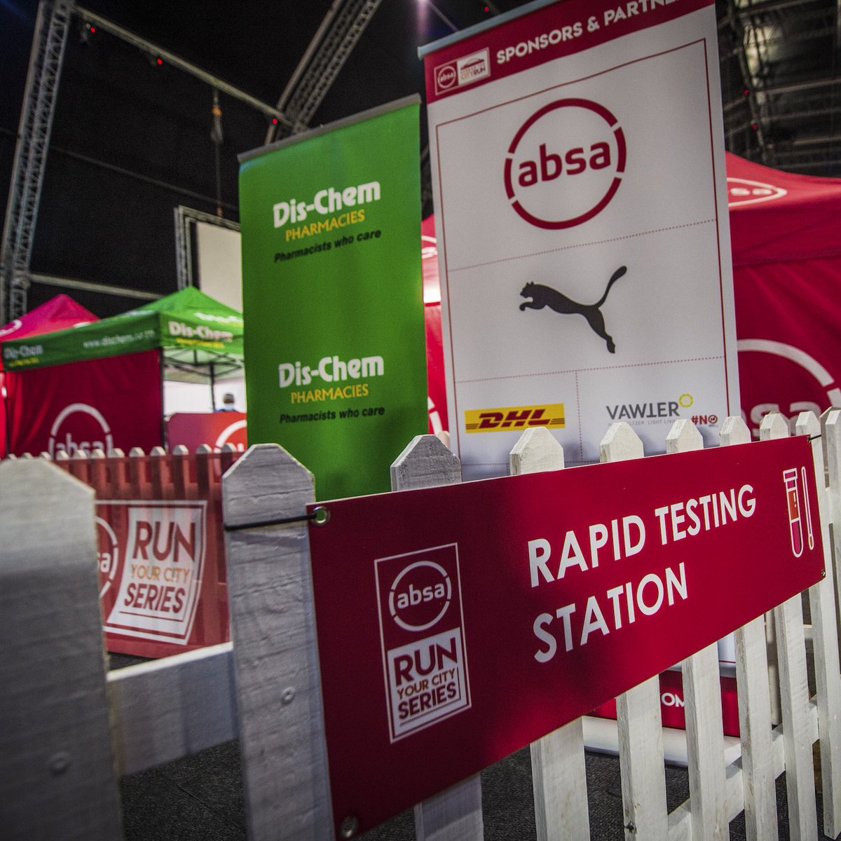 joburg10k's tweet photo. RUNNING OUR CITY RESPONSIBLY🟢⚪️🟢

In partnership with our official healthcare partner for 2021, Dis-Chem, we aim to provide our entrants with the safest environment in which to #RunTheirCity 🤝
 
#AbsaRunYourCity #RunYourCity
@absasouthafrica @Dischem @Dischem_LiveFit https://t.co/AYUx4RWhWR