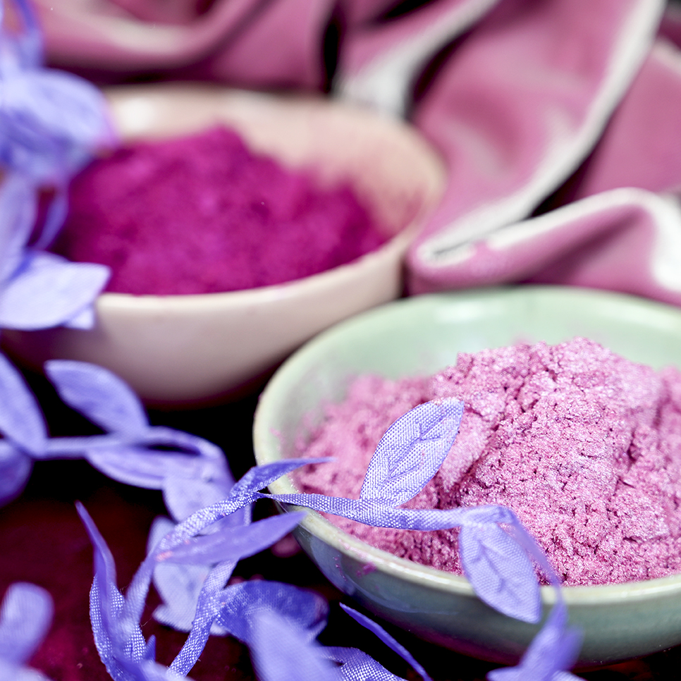UKSoapKitchen's tweet photo. Right now, you can get 50% OFF selected colours on our website, including cosmetic Bio-Glitter, Coated Mica pigments and Zenicolour 🙌

Don't miss out, offer ends midnight on Sunday!

https://t.co/AIA9bYVuzU 👈 https://t.co/Wdxhfd9odS