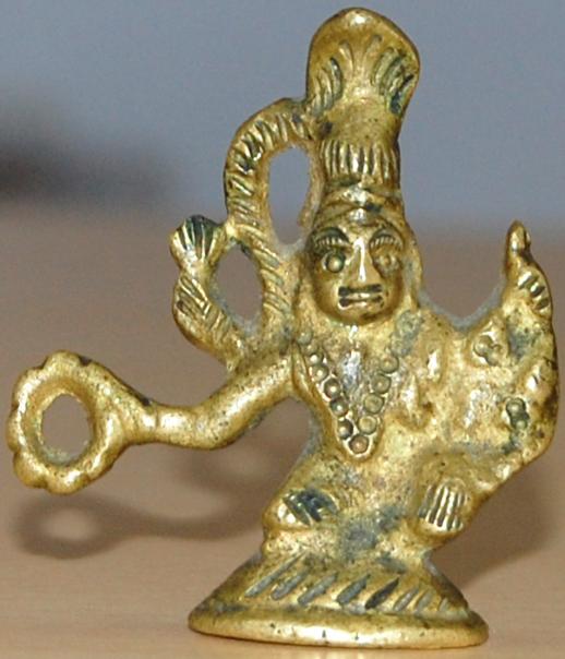 HinduismInc's tweet photo. Radiocarbon dating by the University of California aged this idol at 26,450 BCE (DwapaYug), making it the oldest artifact in existence, over 28,450 years old today. The idol depicts Lord Shiva giving the Sudarshan Chakra to Lord Vishnu. Further reading: https://t.co/OxLMb9FTrH https://t.co/0WFbkqVfbn