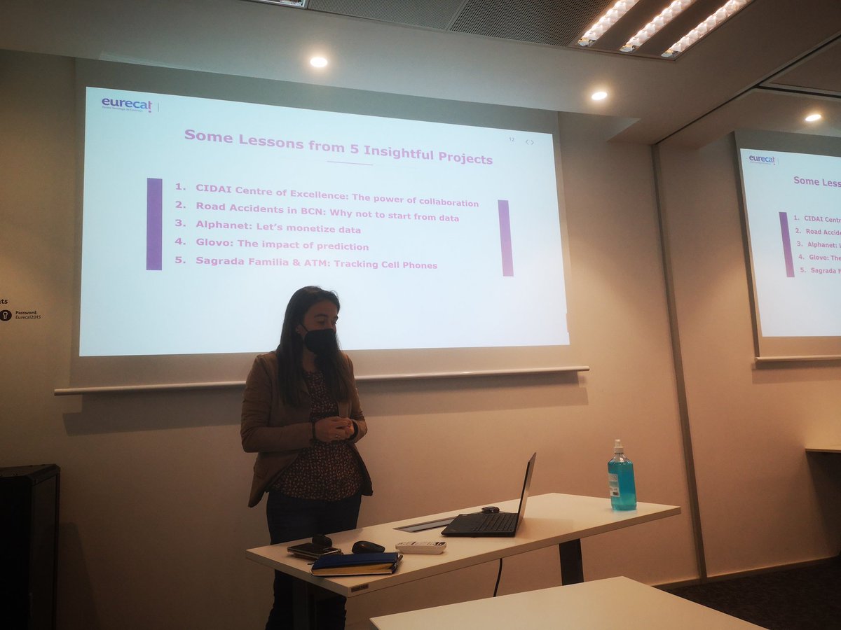 The Smart City Programme SMEs and Cluster visit today <a href="/Eurecat_news/">Eurecat</a> Tech Center, member of partner <a href="/Cluster_Digital/">Clúster Digital</a>. So Interesting to learn about their innovative projects solving city problems like accidents, traffic, security, logistics &amp; deliveries..
Thanks <a href="/Gemmabatlle/">Gemma Batlle</a>