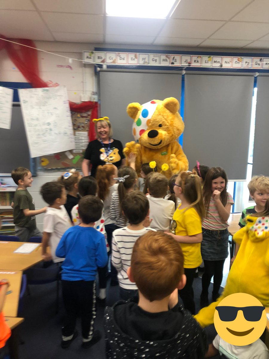 deltacravennsy's tweet photo. We had a surprise visitor come in this afternoon! @DeltaCraven @ChiIdreninNeed https://t.co/MXu9NoK6o9
