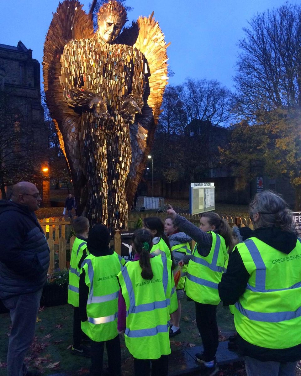 BrfcOffer's tweet photo. Another informative trip this week to see the @knifeangellancashire. 

The Juniors and Young Leaders had a guided tour and an age appropriate educational awareness session about knife crime. #knifeangel https://t.co/X5s6X5ecti