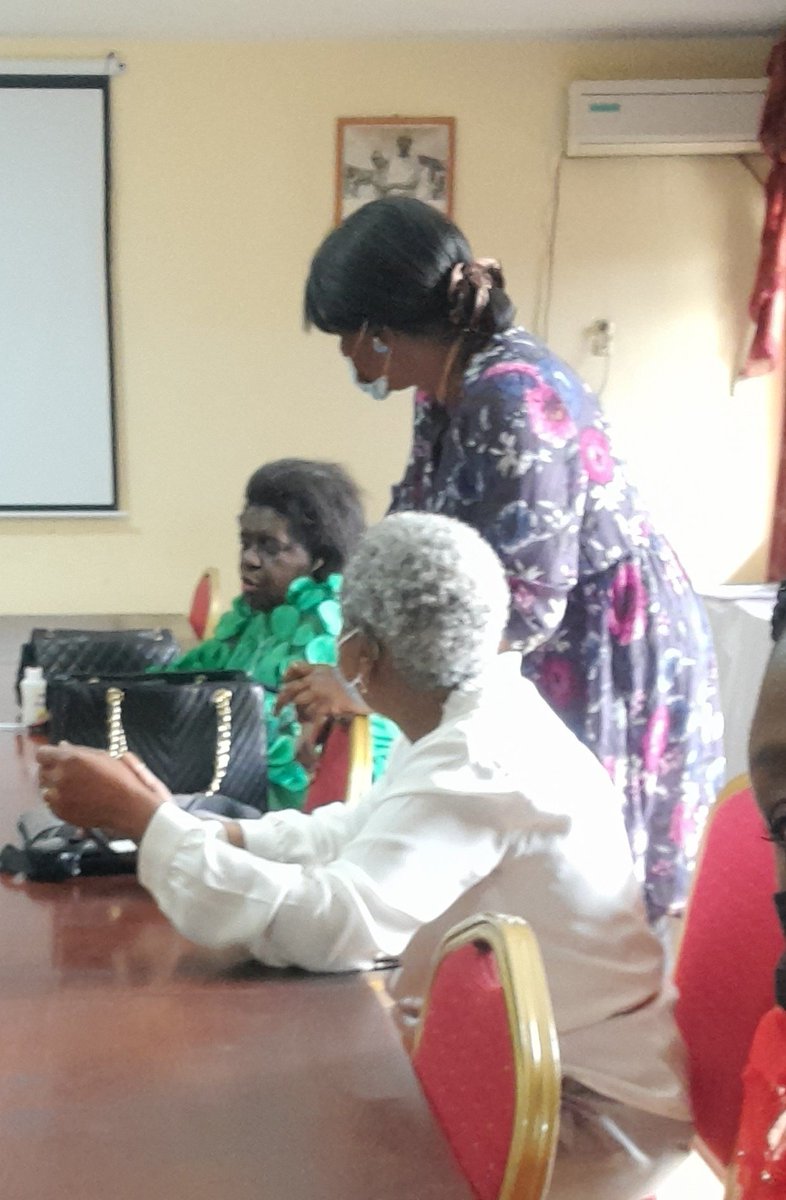 Dr_Adidja_AMANI's tweet photo. Préparation de l'Assemblée Générale Élective de l'Association Camerounaise des Femmes Médecins #ACAFEM #trentenaire https://t.co/a1WGHHH2fm
