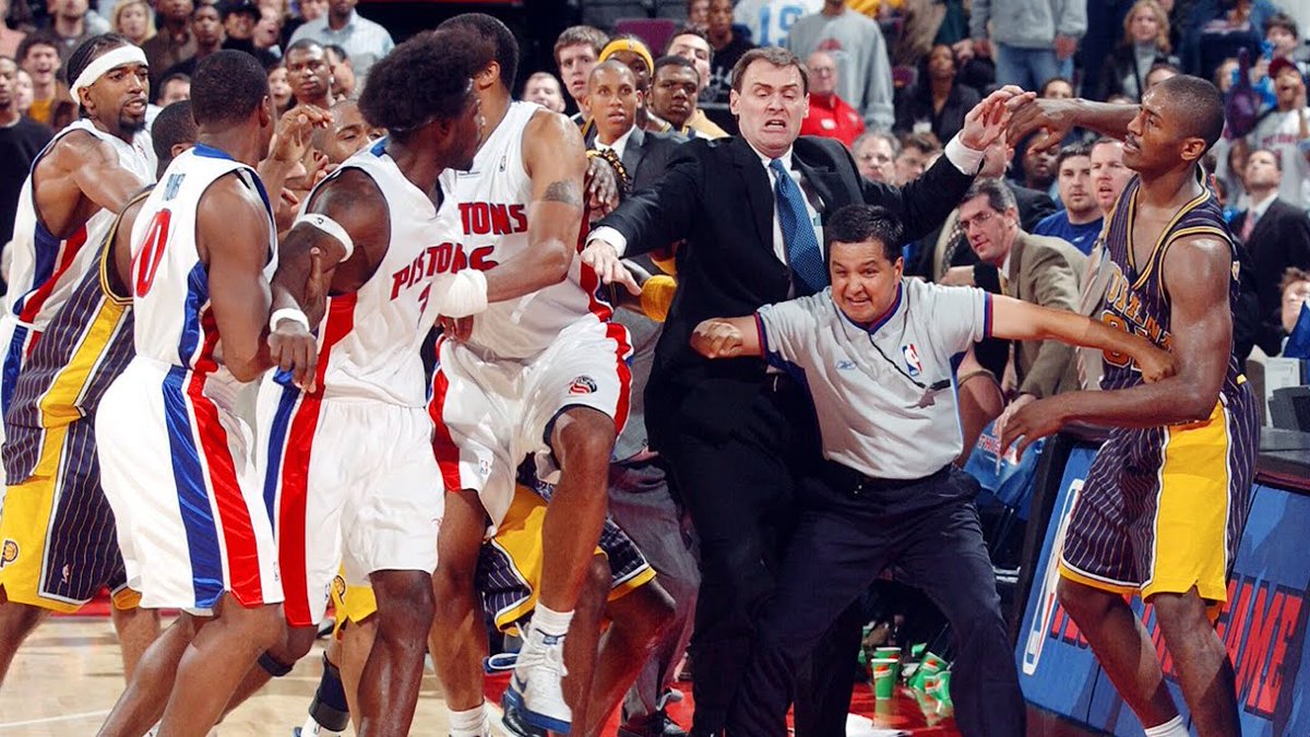 MotorCityBanter's tweet photo. 17 years ago today the most infamous brawl in NBA history happened: "The Malace At The Palace." Ben Wallace shoves Ron Artest after a hard foul and all hell broke loose! #Pistons 

Main Player suspensions:

Ron Artest: 86 
Stephen Jackson: 30
Jermaine O'Neal: 15
Ben Wallace: 6 https://t.co/ux6Zmm4kqu
