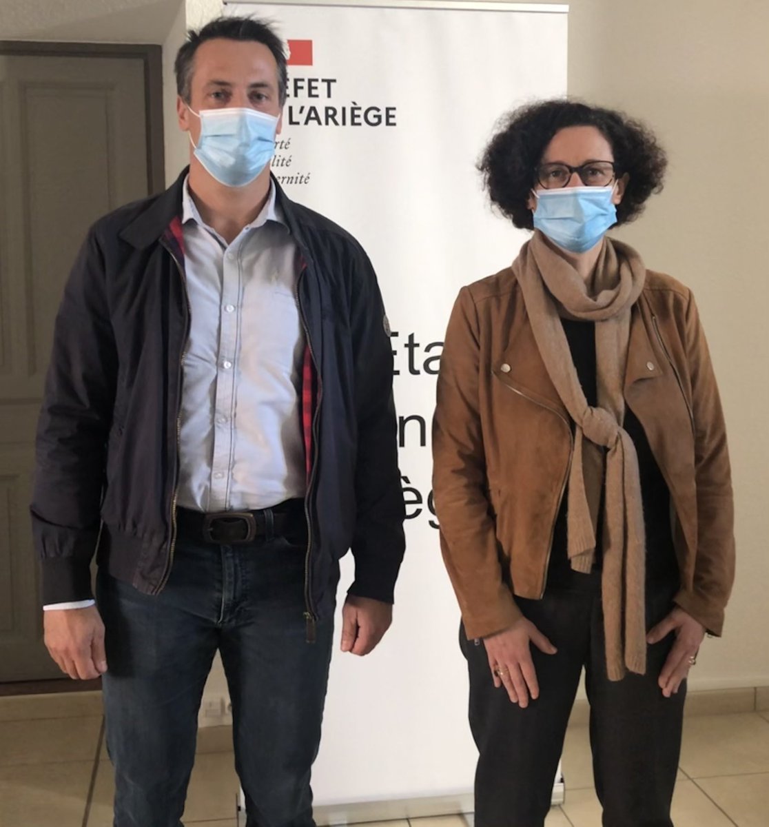 FBTPAriege's tweet photo. Entretien avec la Ministre @EmmWargon et Olivier BRY @FBTPAriege pour aborder les sujets #haussedesmateriaux #carryback pour soutenir les artisans et entreprises de #BTP.
@Prefet09 @FFBatiment https://t.co/HVF3S9nkeV