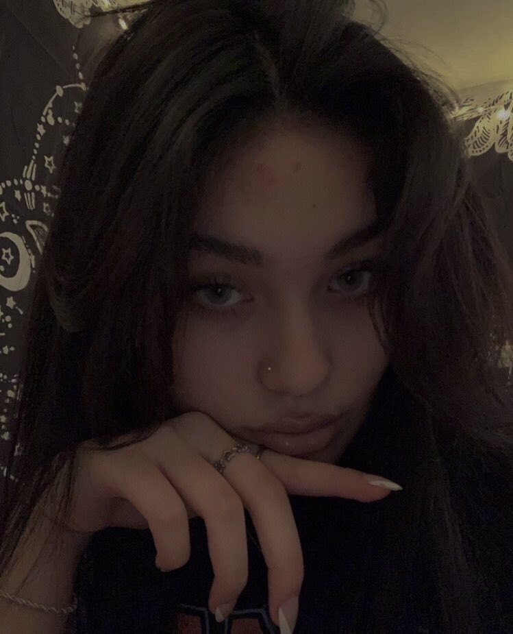 i don't wanna be 
                your friend, 
                          i wanna kiss your lips