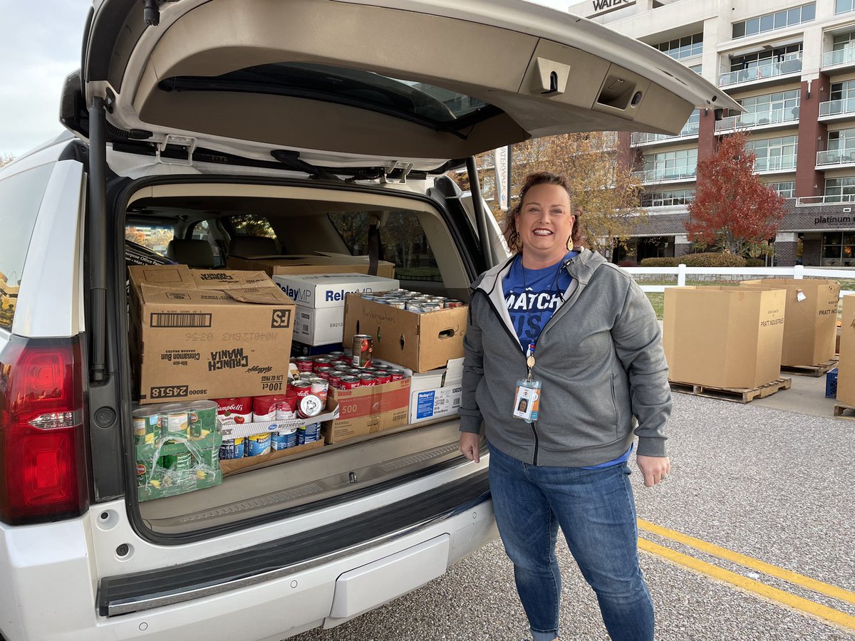 Allen Elementary brought 809 items for the Turkey Drive! <a href="/AllenAeros/">AllenAeros</a>