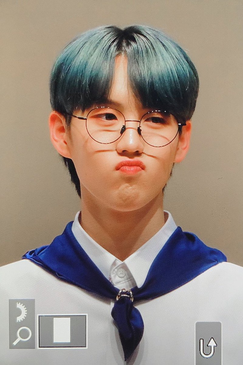 wishzoahae's tweet photo. 하이 https://t.co/8xwNPHPBdf