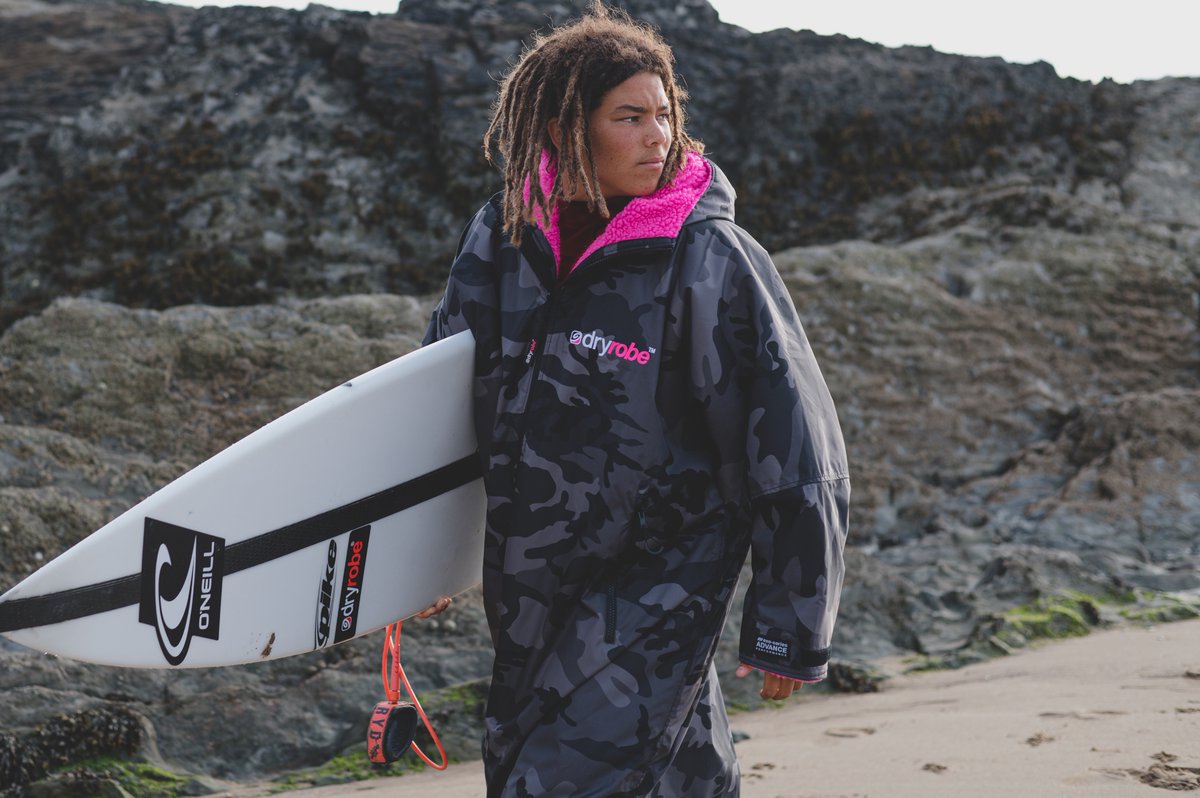 From fabric to finish, the new <a href="/dryrobe/">dryrobe</a> Advance is now made entirely with recycled fabrics. Full info and Cotty video here: tinyurl.com/x5wnwn7s