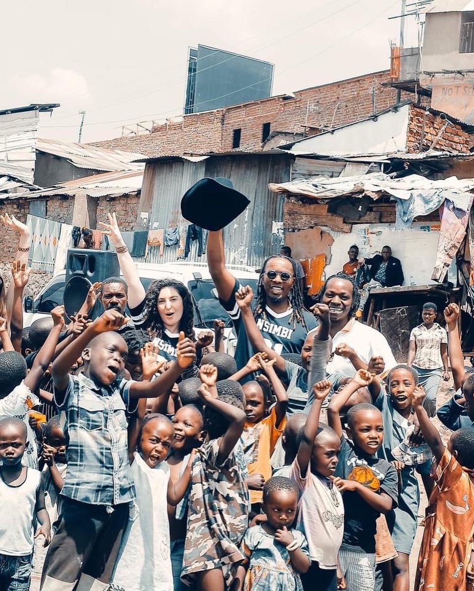 nsimbimusic's tweet photo. INFINITY out now! πππ We spent the day in #Katanga with @hope4katangakids π» We shared a meal, conversations, art and inspiration that brings hope. #Esuubi NSIMBI is about positivity, humanity, community & impactful connections Link: https://t.co/2EszUxkVvQ https://t.co/uXs1N694nI