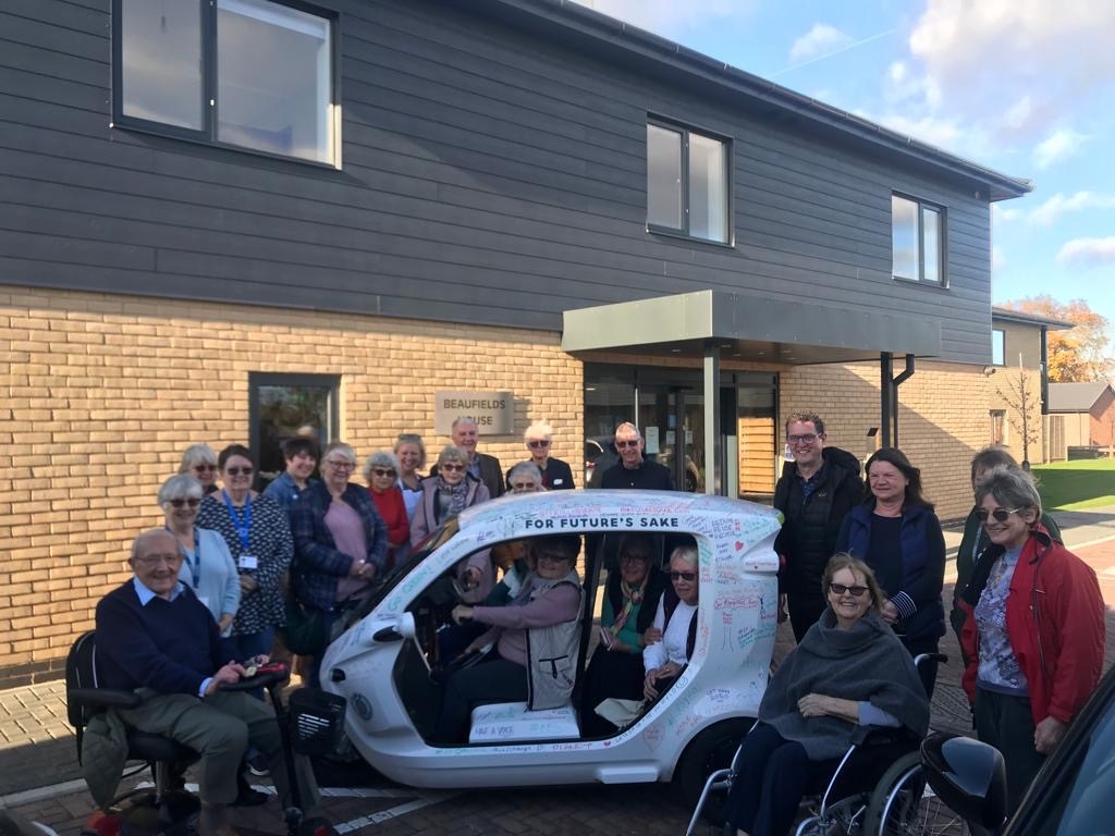 gustohomes's tweet photo. Our residents and guests enjoying the Collingham Green Vision Recycling Roadshow today.

 #greenvision #communityinaction #wildflowers #treeplanting #community #recycling #mentalhealthawareness #forfuturessake https://t.co/IQ1AvykWnu