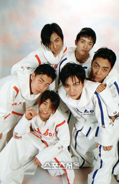 jekkifiles's tweet photo. (🍓) thank you for 200 followers!!!!

#SECHSKIES #젝스키스 https://t.co/OPL6FKFimK