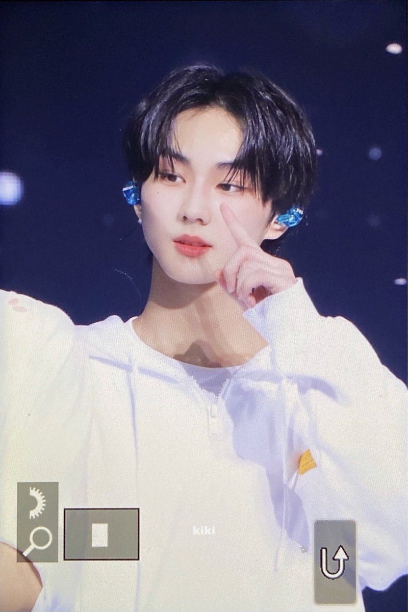 kiki_yjw's tweet photo. 211119 #ENHYPEN #JUNGWON #엔하이픈 #정원 #양정원 https://t.co/e3iYNNzpKd