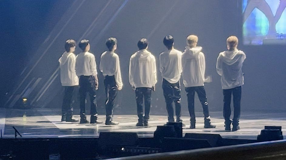 enchantedlhs's tweet photo. [💌]
Dear @ENHYPEN_members ,
We, Engenes will do our best to be at your back, always. We'll be here to support, love, and witness your growth through your journey from the upcoming years. 
Always remember, we're so proud of you all! Let's continue to connect &amp; grow together! ♡ https://t.co/HBFuSvrd3m