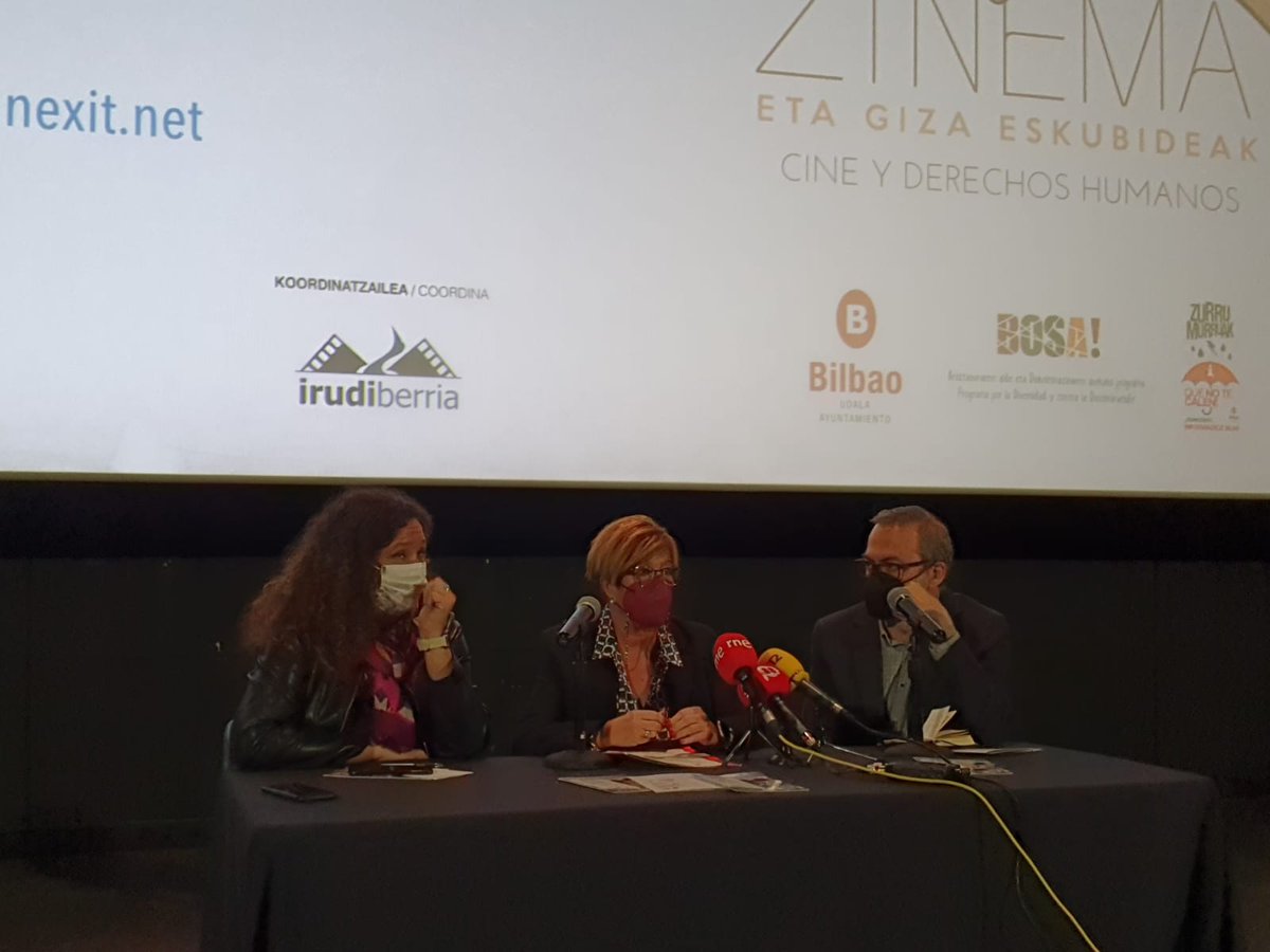 🎞🌍<a href="/zinexit/">Zinexit</a>-en XI. edizioaren ardatza giza eskubideen aldeko borroka indibidual eta kolektiboak ikusaraztea da. 
🅱 Programazioak umeentzako saio bat eta DBHko ikastetxeei zuzendutako <a href="/bilbao_udala/">Bilbao [Udala - Ayuntamiento]</a>-ren Bosa! Ekimena barne hartzen ditu.
ℹ bit.ly/3FztzAv