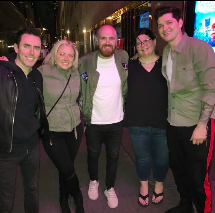 Wishing  a very happy 50th birthday to my my dear friend <a href="/Loulinder/">Linda...</a>  Can’t wait to meet up again to see the Script back in the USA 🇺🇸.  Come on lads <a href="/TheScript_Danny/">Danny O'Donoghue</a> <a href="/glenofthepower/">Glen Power</a> <a href="/thescript/">the script</a> join me in wishing her the best bday ever!!! #TheScriptFamily #FiftyandFierce