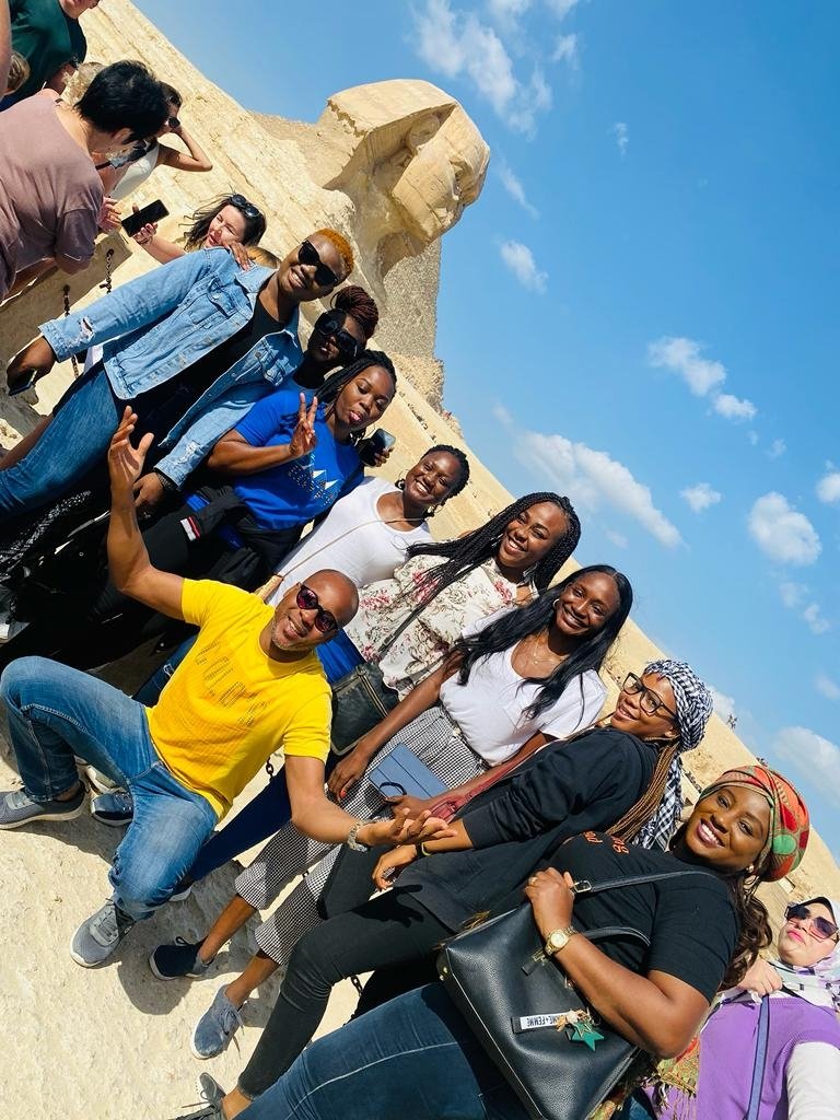 Irinajo_NG's tweet photo. What could be better than a day off? A whole weekend away from the office.
We hope your friday is going as great as ours😚.
📍Great Sphinx of Giza, Egypt.
#wakawaka #adventurer #irinajo #weekendgetaway #fridayfeeling #creativecontentbuilders #egypt #pyramidofgiza #desert https://t.co/3wFXZJ1B8O
