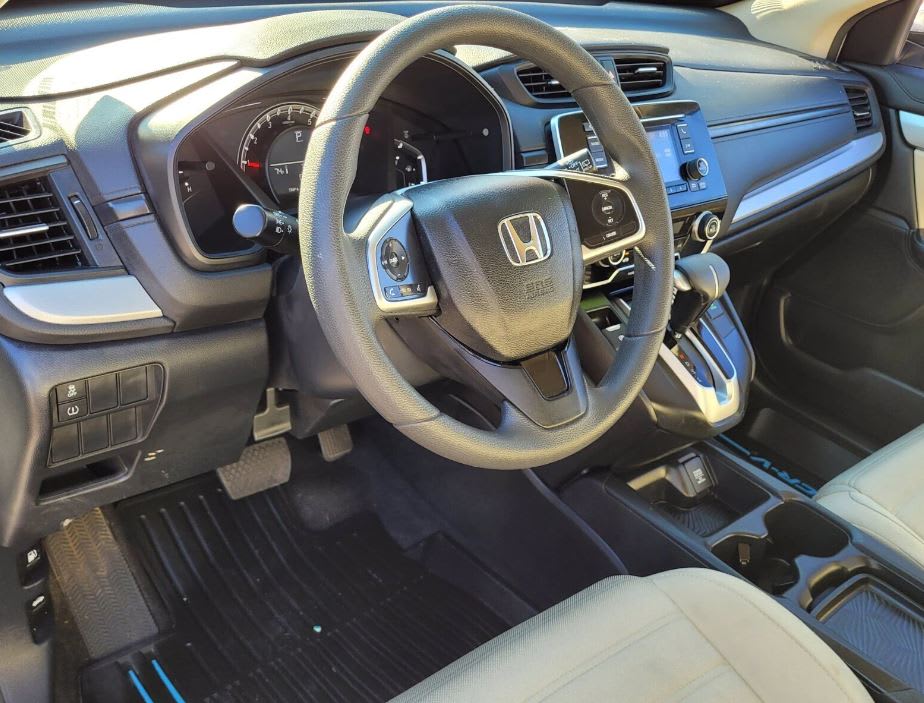 CrownHondaSP's tweet photo. Today's special is this beautiful 2017 Honda CR-V! Available now from Crown Honda of Southpoint! 

#Honda #CRV #CrownHonda #CarsForSale #Durham #NorthCarolina #SouthCarolina #Virginia #Accord #Pilot #Ridgeline #Midsize #CrossTour https://t.co/Ycp7uzcEgV