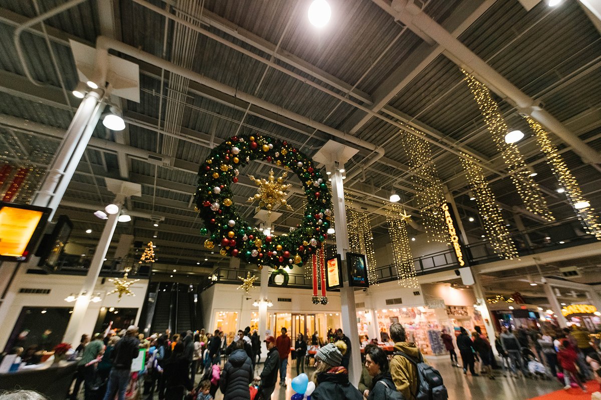 NewportOnLevee's tweet photo. Make like Frosty and be cool! All of the cool kids will be at Light Up the Levee tomorrow from 12 - 7PM! ☃️ https://t.co/CMf5URSwDa