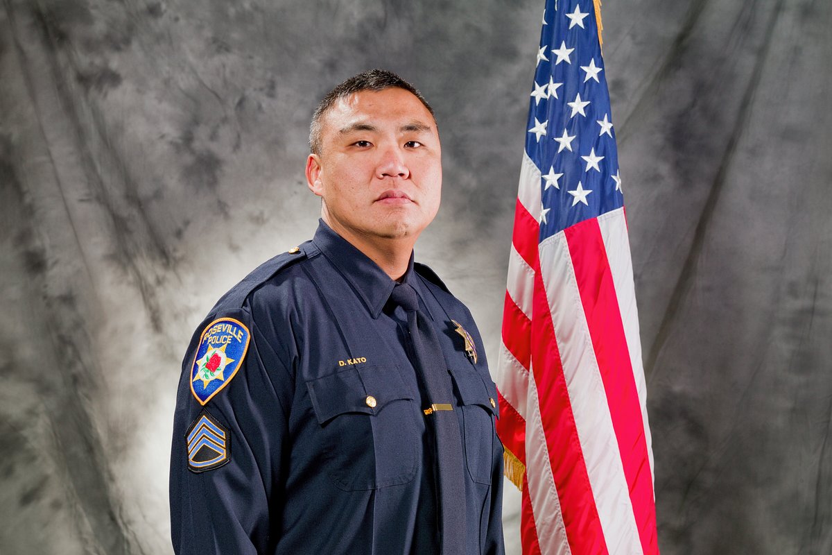 RSVL_Police's tweet photo. Former Roseville CSU leader, Sgt. Darren Kato, was recognized for his contribution to CSU &amp; his service to the residents of Roseville. Members of CSU work tirelessly combating issues related to drug possession/sales; human sex trafficking; street level gang activity; &amp; fugitives. https://t.co/GMY0Ngkp1r