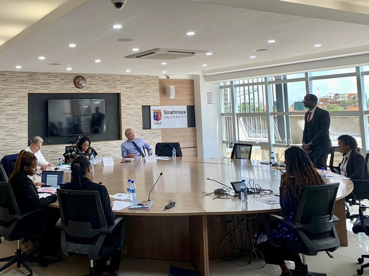 Moot Courts are a great way to train young lawyers &amp; strengthen the rule of law. 🇨🇭 Amb. Zellweger participated with Lady Justice Joyce Aluoch &amp; Chief Prosecutor at <a href="/unirmct/">UNIRMCT</a> Serge Brammertz, in the <a href="/StrathmoreLaw/">Strathmore Law</a> International Moot Competition 2021. #ICC #internationaljustice