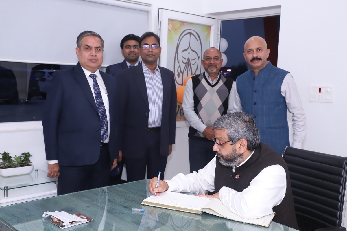 Director (HR) appreciated the excellent facilities and housekeeping at M/s Hiway 9 Fuel and Facilities, Bilaspur, Rampur and complimented the owner of the outlet Sh Vivek Agarwal.
<a href="/ChairmanIOCL/">ChairmanIOC</a> <a href="/DirHR_iocl/">Director (HR), IndianOil</a> <a href="/DirMktg_iocl/">Director (Marketing), IndianOil</a> <a href="/VigyanKumar/">Vigyan Kumar</a> <a href="/raj_dube/">Raj Dubey</a> <a href="/SanjivKakkar3/">Sanjiv Kakkar</a> 
#PehleIndianPhirOil